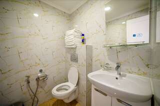 Гостиница Атлас Геленджик Апартаменты двухкомнатные с кухней и террасой-10