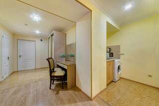 Гостиница Атлас Геленджик Апартаменты пятиместные с кухней-3