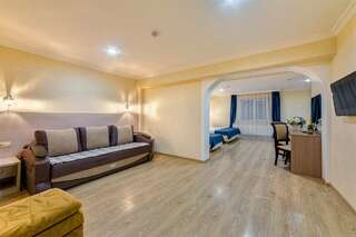 Гостиница Атлас Геленджик Семейная студио с кухней-9