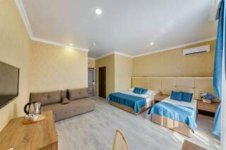 Гостиница Атлас Геленджик Семейный Комфорт-2